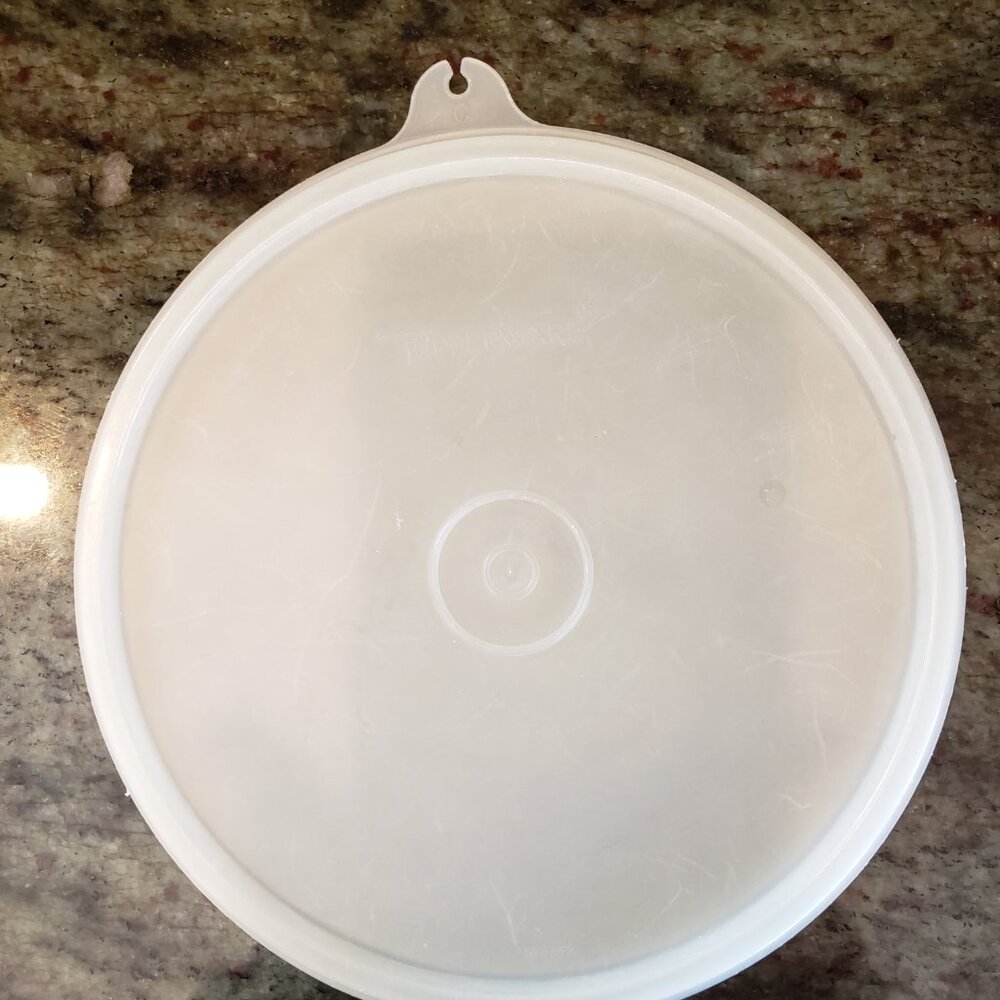 Vintage  Tupperware Bowls Set of 4 - Picture 12 of 12